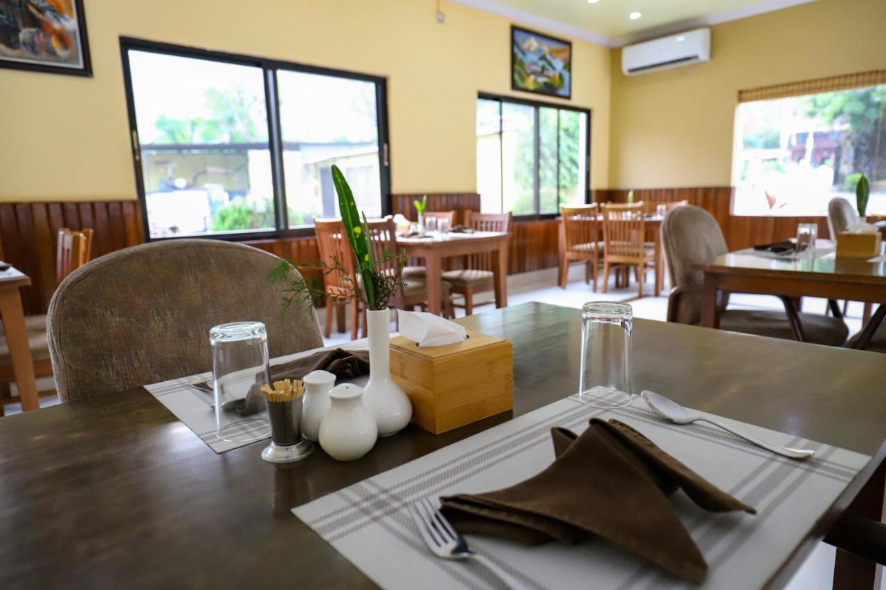 Siddhartha Riverside Resort, Chumlingtar Makaising Екстериор снимка
