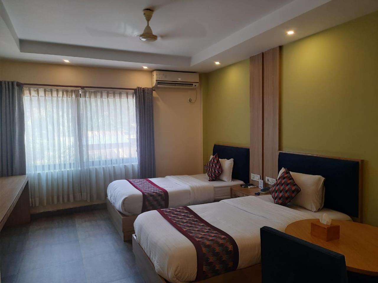 Siddhartha Riverside Resort, Chumlingtar Makaising Екстериор снимка