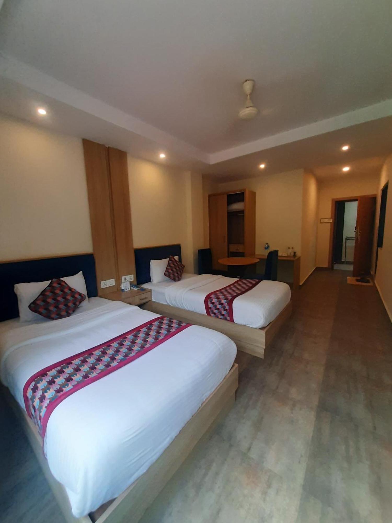 Siddhartha Riverside Resort, Chumlingtar Makaising Екстериор снимка